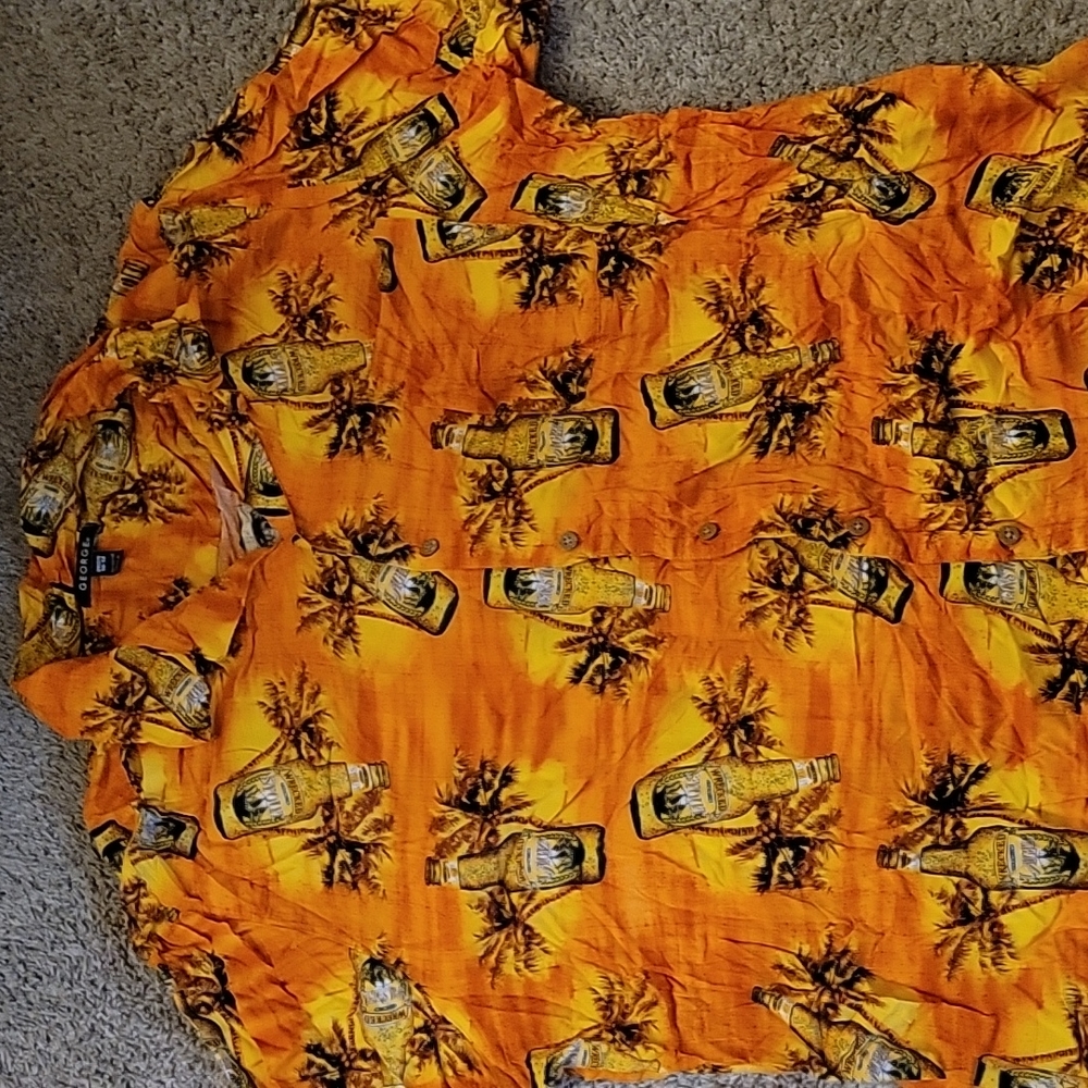 Hawaiian Beer novelty men's shirt